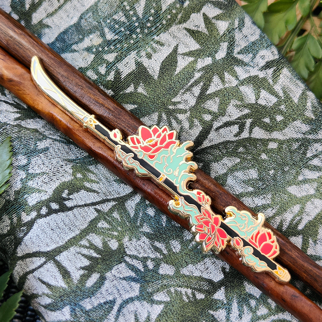 Naginata Red Lotus - Hard Enamel Pin